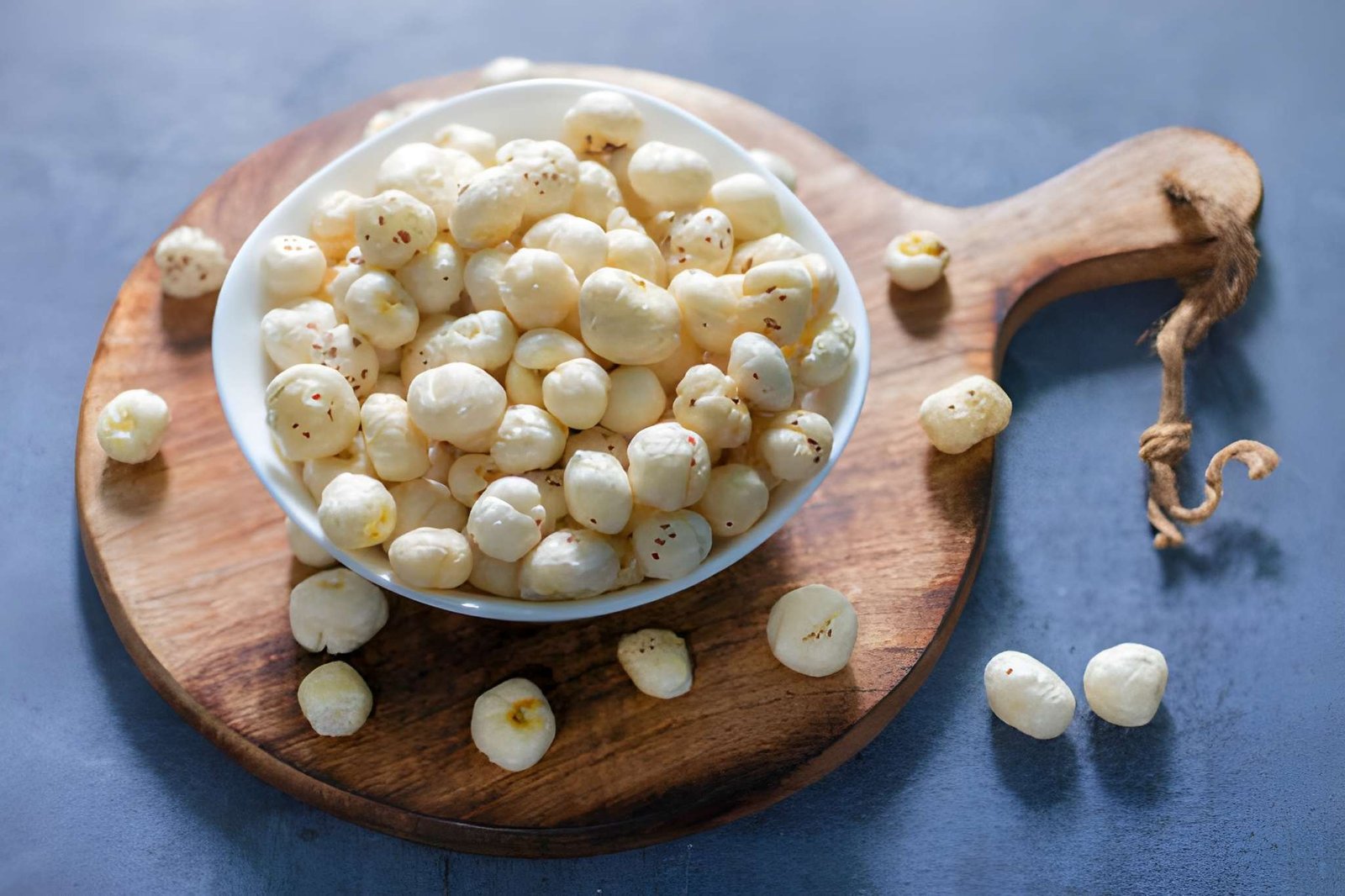 Premium Fox Nuts Supplier Jakarta offering export-quality Makhana in bulk packaging